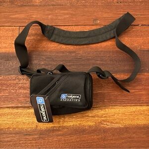 Nalgene Water Bottle Holder Pouch Carrier Sling W Strap Black - NWT